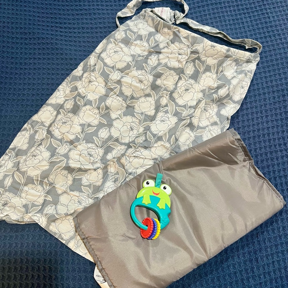 Bebe au Lait Gray and Cream Floral Nursing Cover plus extras